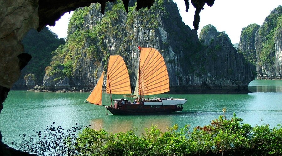 TOUR DU LỊCH HẠ LONG-YÊN TỬ 